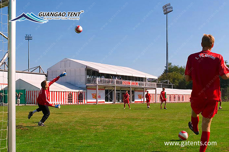 Tente de stade de football